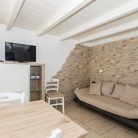 Dimora Alfonso Pomes Apartment Ostuni Exterior photo